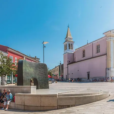 05 דירה פורץ