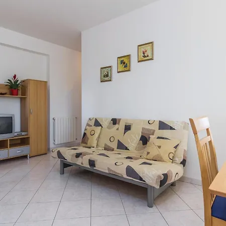Cozy In With Wifi Apartman Poreč